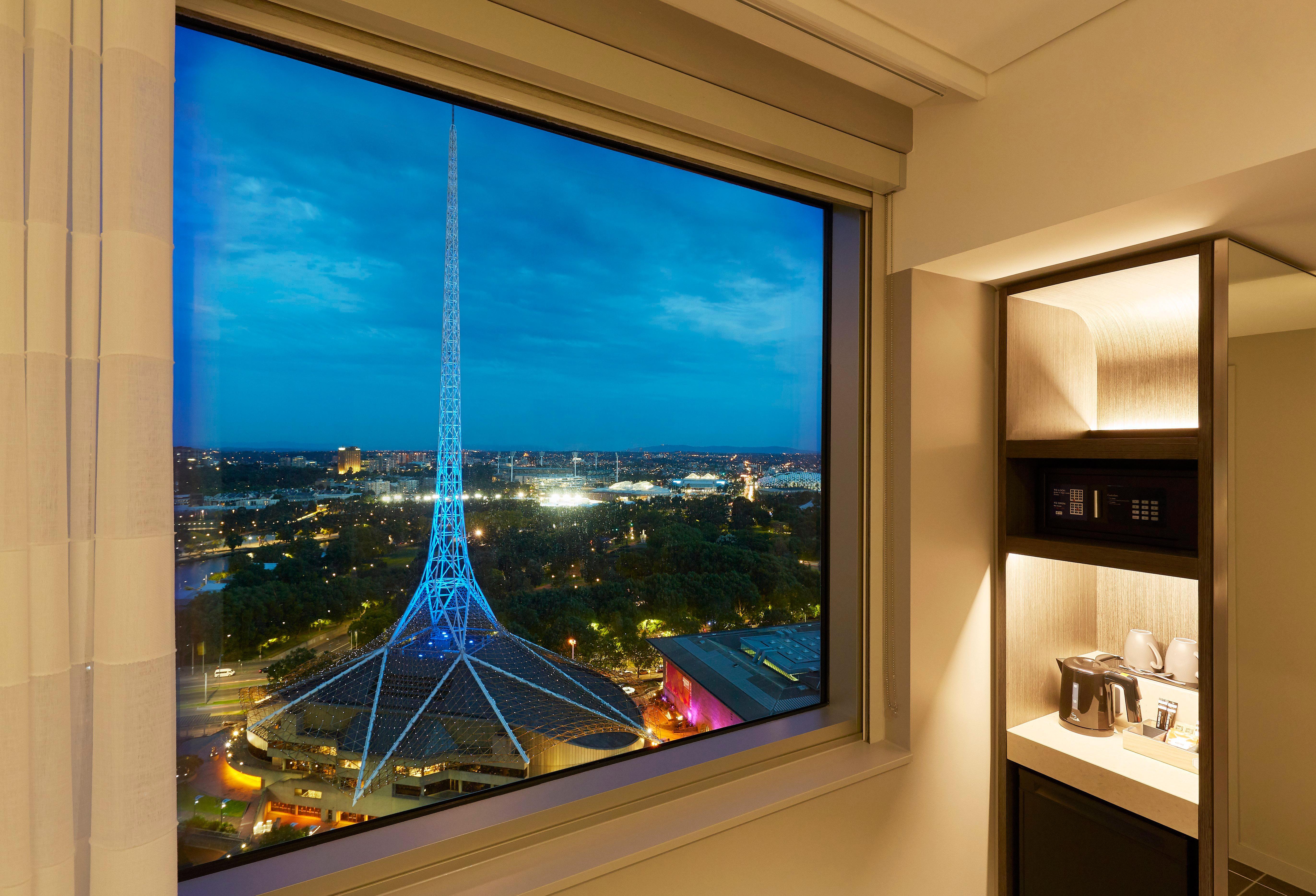 Holiday Inn Express Melbourne Southbank By Ihg Exterior photo