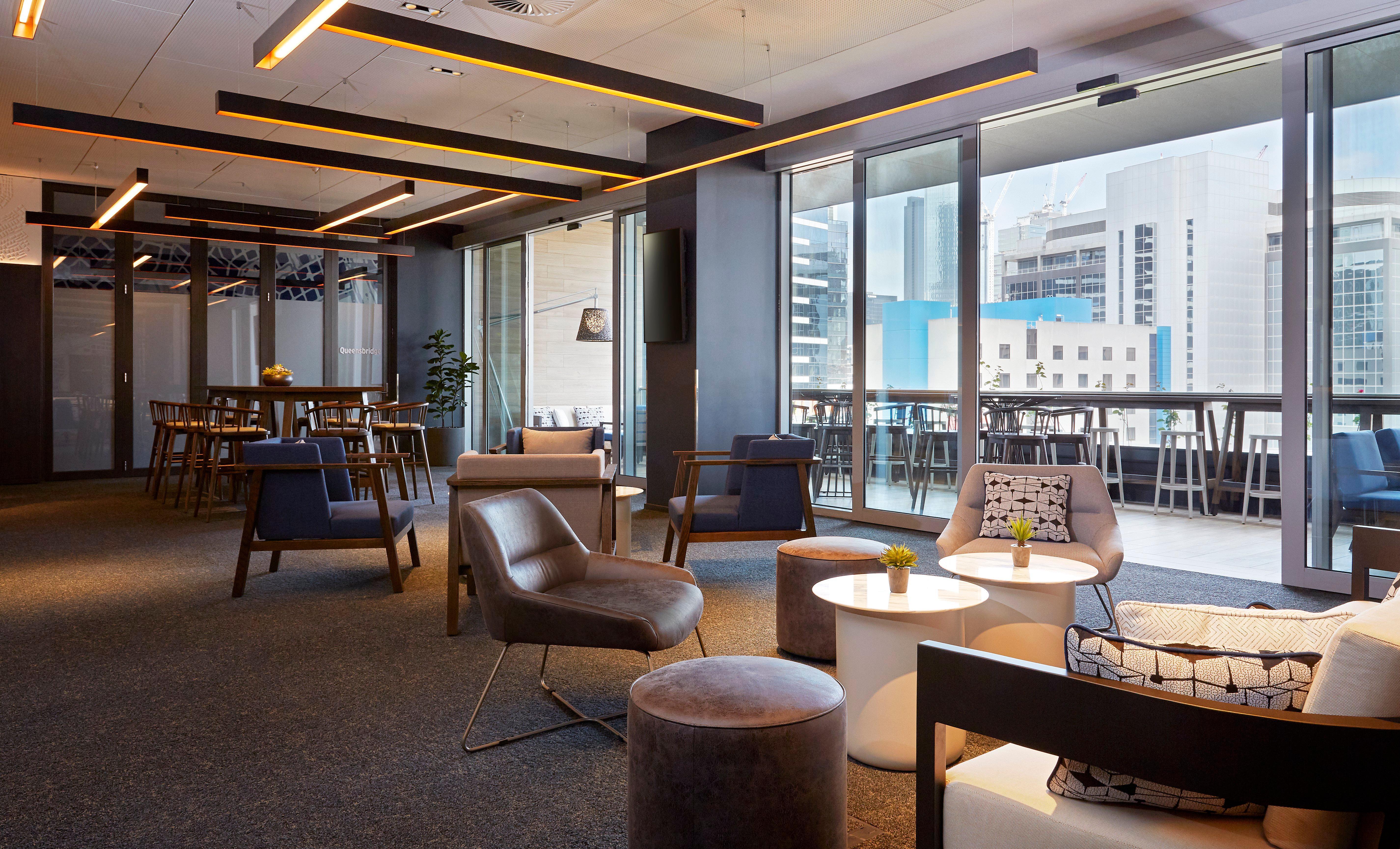 Holiday Inn Express Melbourne Southbank By Ihg Exterior photo