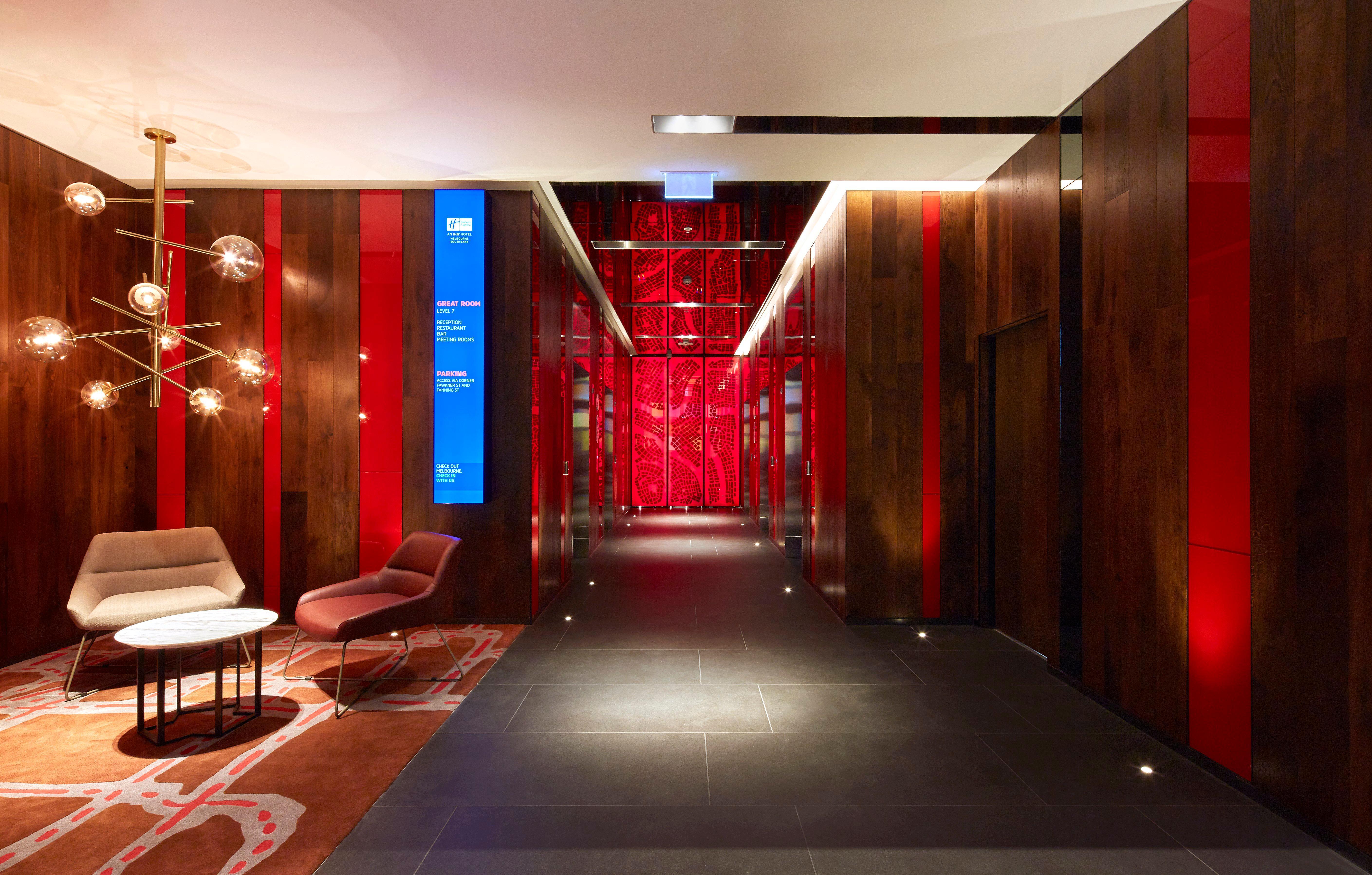 Holiday Inn Express Melbourne Southbank By Ihg Exterior photo