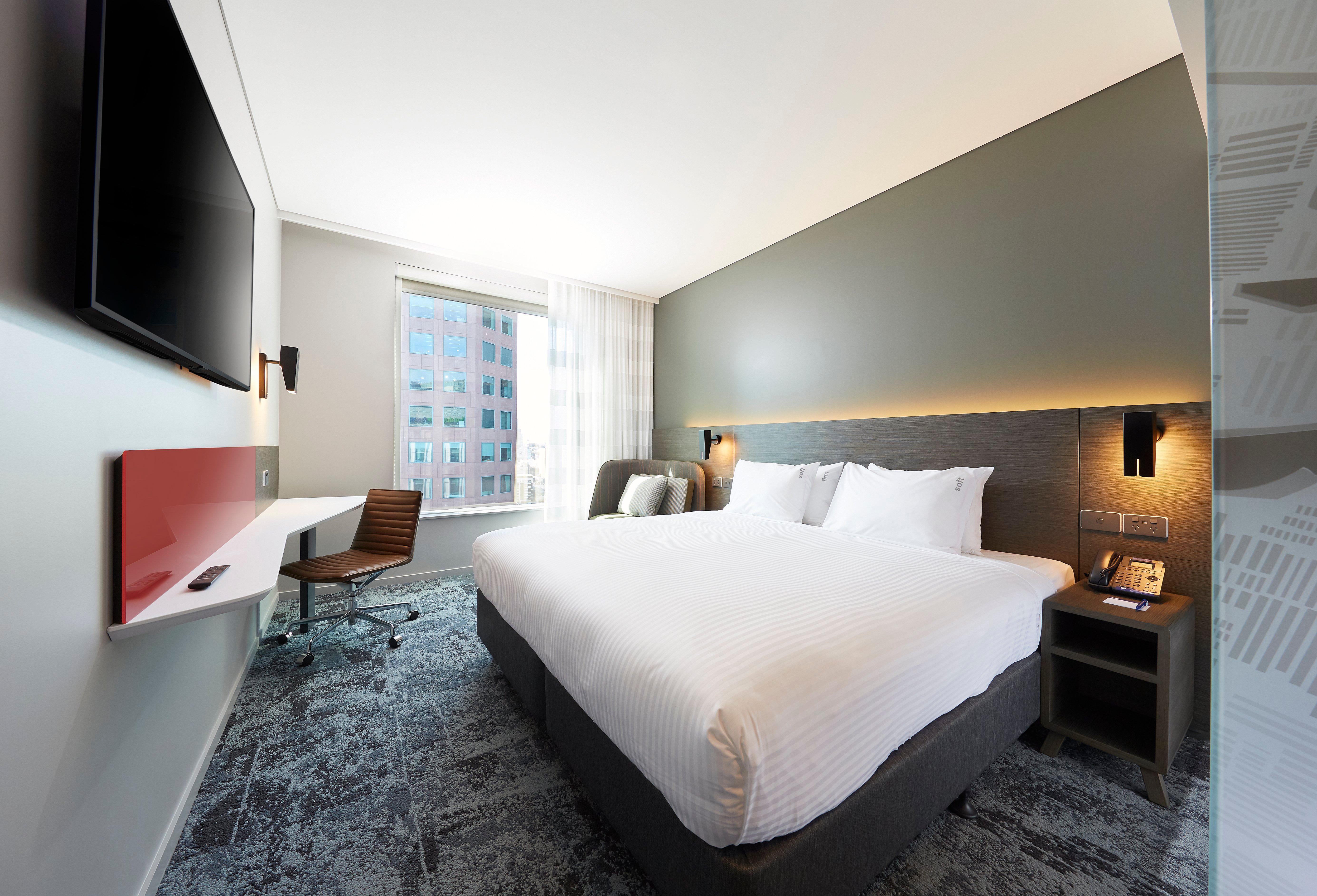 Holiday Inn Express Melbourne Southbank By Ihg Exterior photo